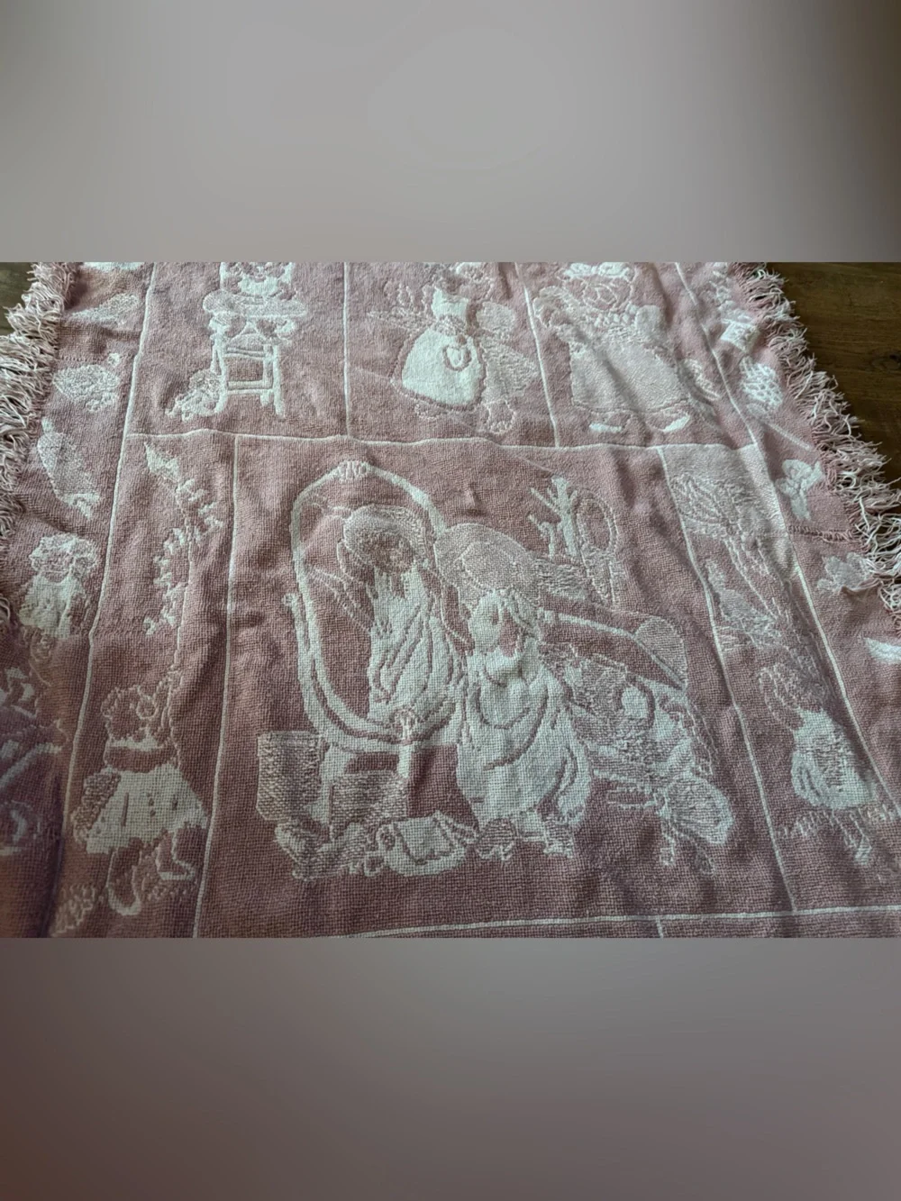 Vintage tapestry jacquard baby blanket EUC reversible
